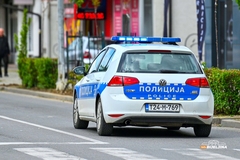 POLICIJA NA NOGAMA U Doboju iz automobila ukradeno 500.000 KM