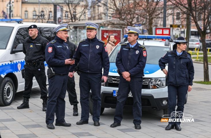 Brkić poručio da će za vrijeme izbora biti ANGAŽOVANO 3.000 PRIPADNIKA MUP