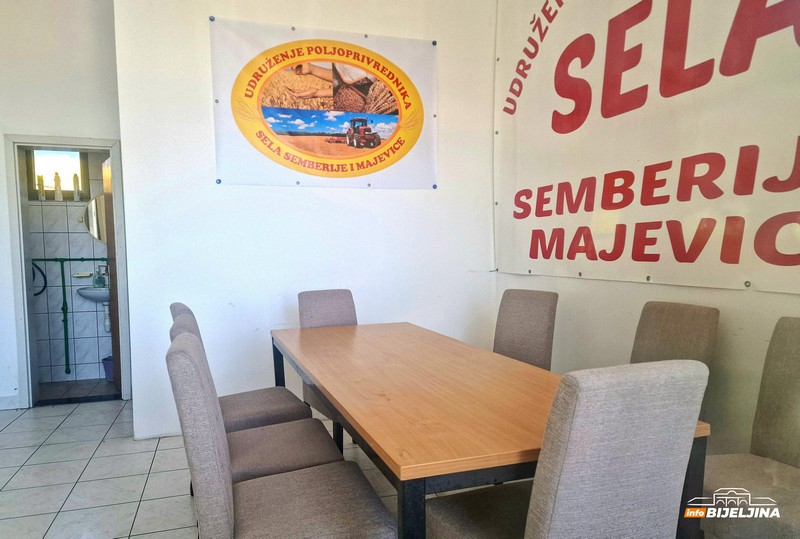 Novinarske ekipe čekale, Minić i Bakajlić se nisu pojavili (FOTO)