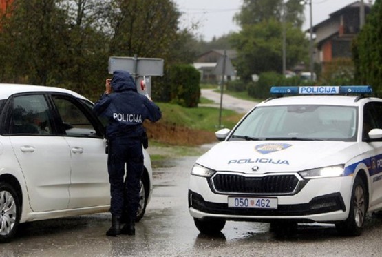 Dvojac iz BiH i Srbije prebio čovjeka ispred prodavnice