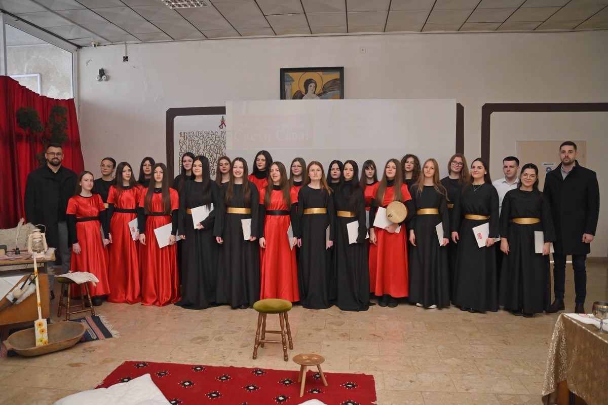 Svečano obilježen Savindan u Poljoprivrednoj i medicinskoj školi Bijeljina (FOTO)