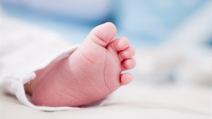 Novorođenče u Kragujevcu pozitivno na koronu priključeno na respirator