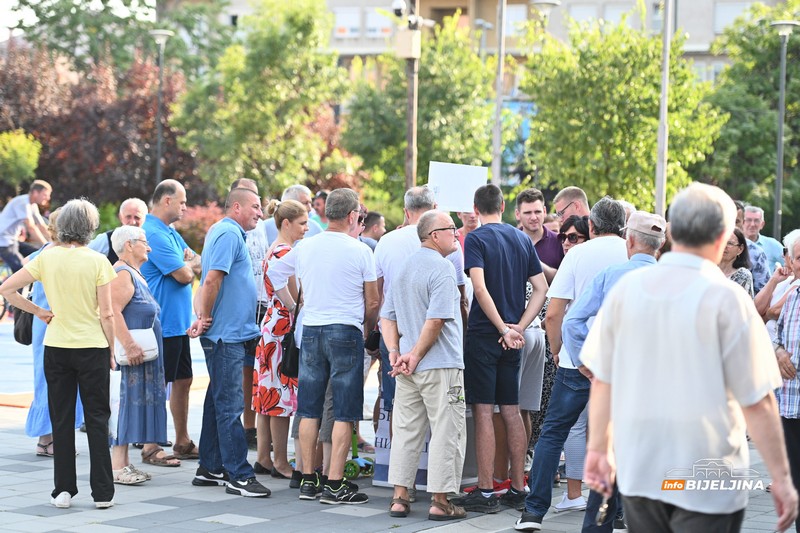 Petrović: Tijelima ćemo spriječiti dovoz otpada iz Brčkog (FOTO)