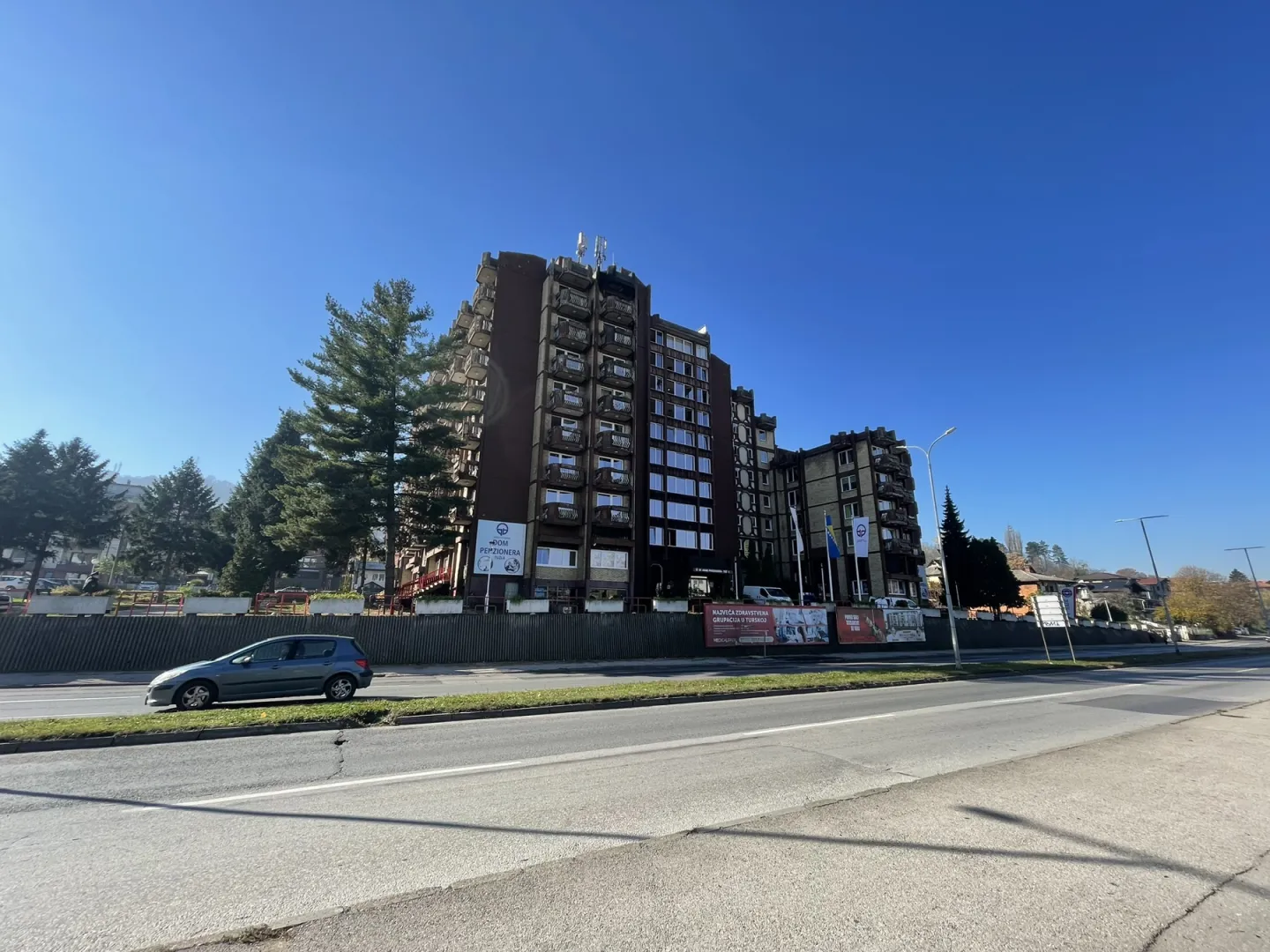 UKC Tuzla: Preminule još dvije osobe iz požara u Domu penzionera, broj žrtava porastao na 15