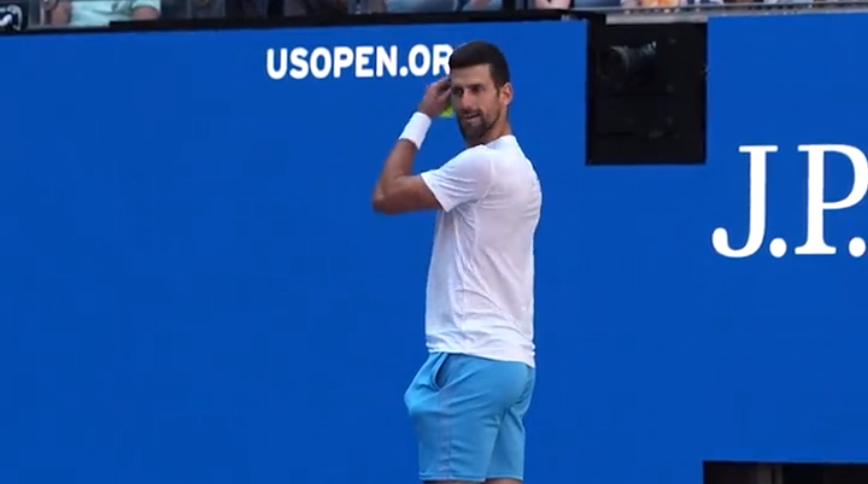 Novak Đoković imitacijom kolega doveo publiku do suza (VIDEO)