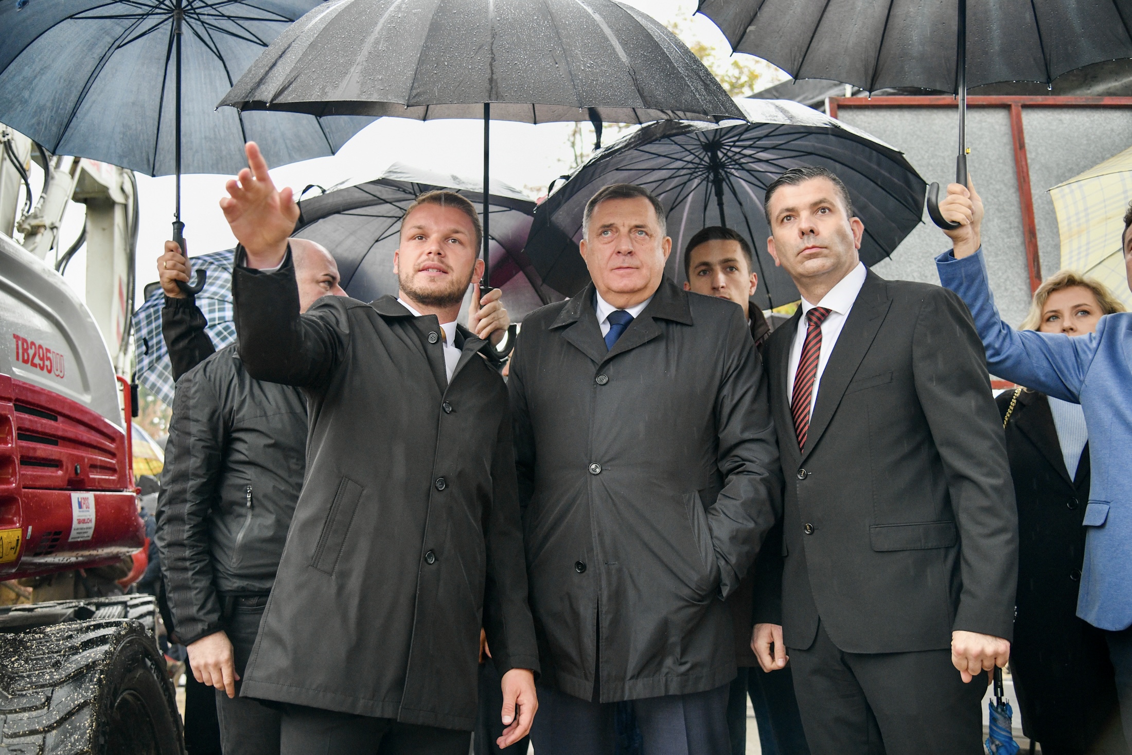 Suprotan stav u odnosu na Dodika: Stanivuković se usprotivio prekidu odnosa sa ambasadama SAD i Velike Britanije