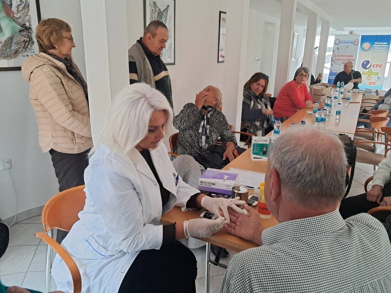 Udruženje Diabeta realizaciju kampanje Plavi novembar počelo iz Lopara (FOTO)