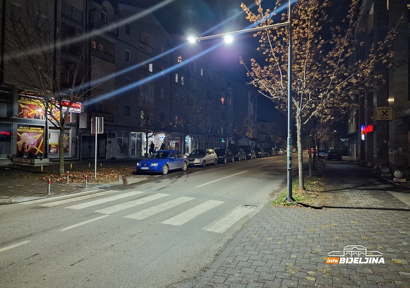 Završena rekonstrukcija u Majevičkoj ulici, pješački prelaz konačno bolje osvijetljen (FOTO)