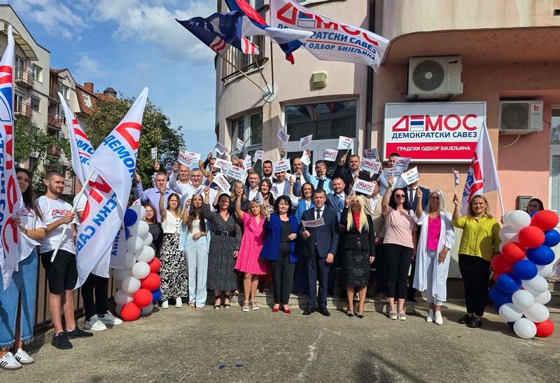 DEMOS Bijeljina: Svjedoci smo da grad stagnira i da su investicije zaustavljene (FOTO)