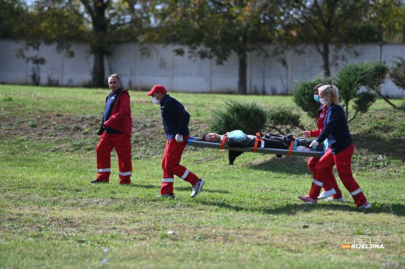 Bijeljina: Višenamjenske terenske jedinice Crvenog krsta RS pokazale obučenost u slučaju katastrofa (FOTO)