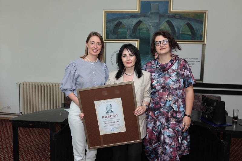 Valentina Živić iz Bijeljine dobitnica prestižne nagrade „Đorđe Pejanović“ za najboljeg bibliotekara u RS