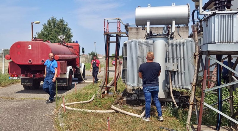 Bijeljina: Ekstremne vrućine i opterećenje isključili struju u više naselja, ekipe na terenu (FOTO)