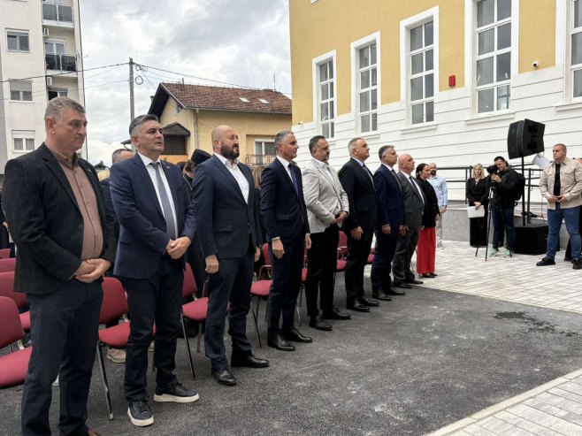 Minić: Derventa dobila jedan od najkompletnijih školskih objekata u Srpskoj