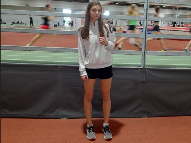 Rekord Eme Kovač na kadetskom dvoranskom mitingu u Zagrebu (FOTO)