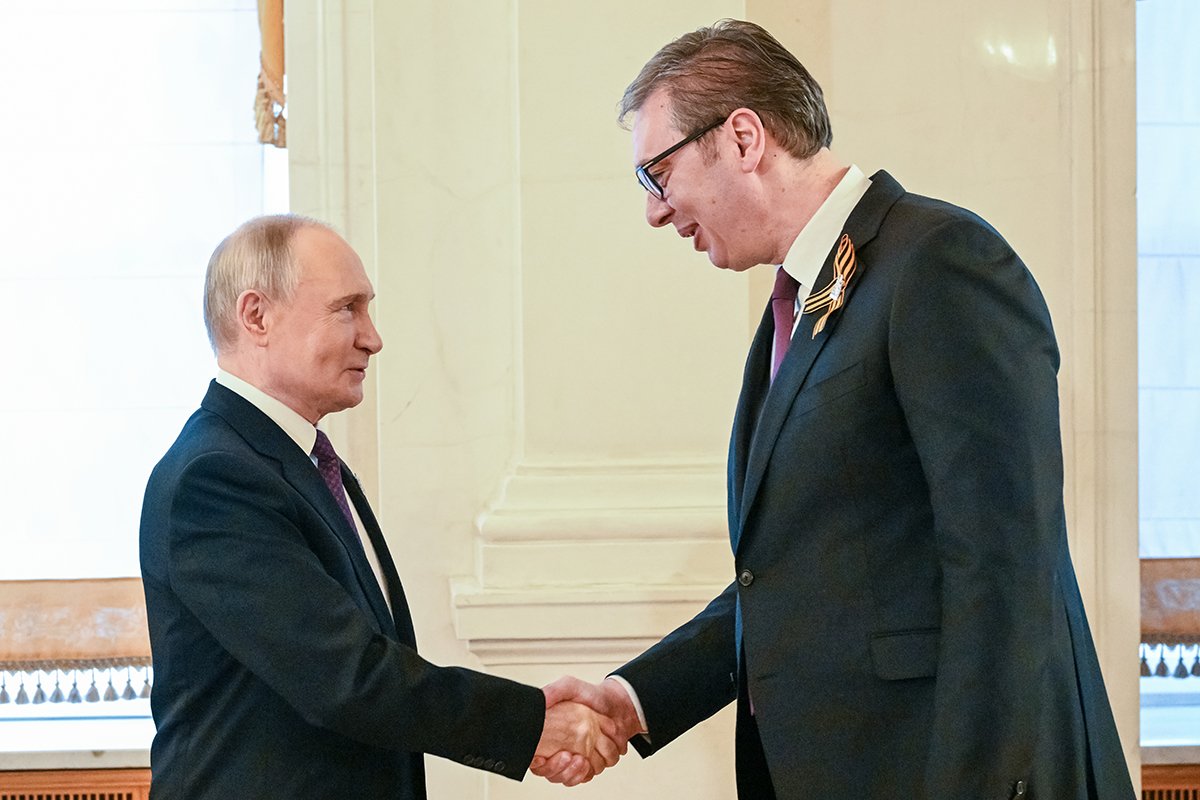 Svečana večera u Kremlju: Putin dočekao Vučića (VIDEO)