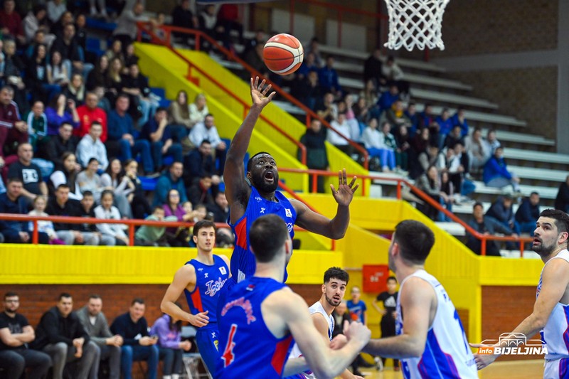 Radnik se držao u prvom poluvremenu: Igokea prvi finalista Kupa Republike Srpske (FOTO)