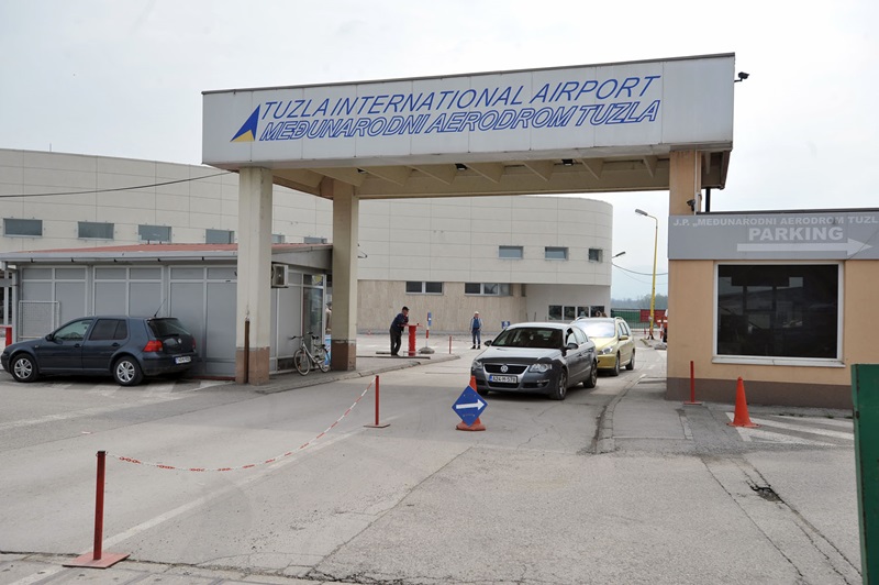Tuzlanski aerodrom u krizi: Samo tri destinacije u ljetnom redu letenja