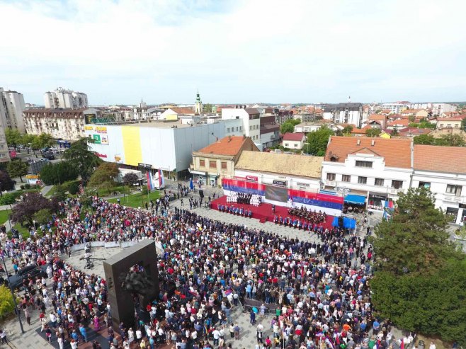 Srpska i Srbija obilježile Dan srpskog jedinstva (FOTO) 