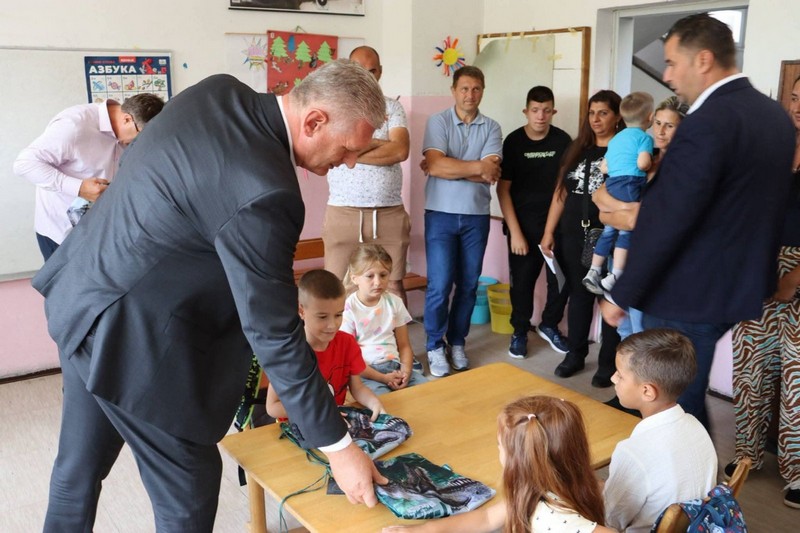 U Peljavama kod Lopara ponovo radi obnovljena područna škola