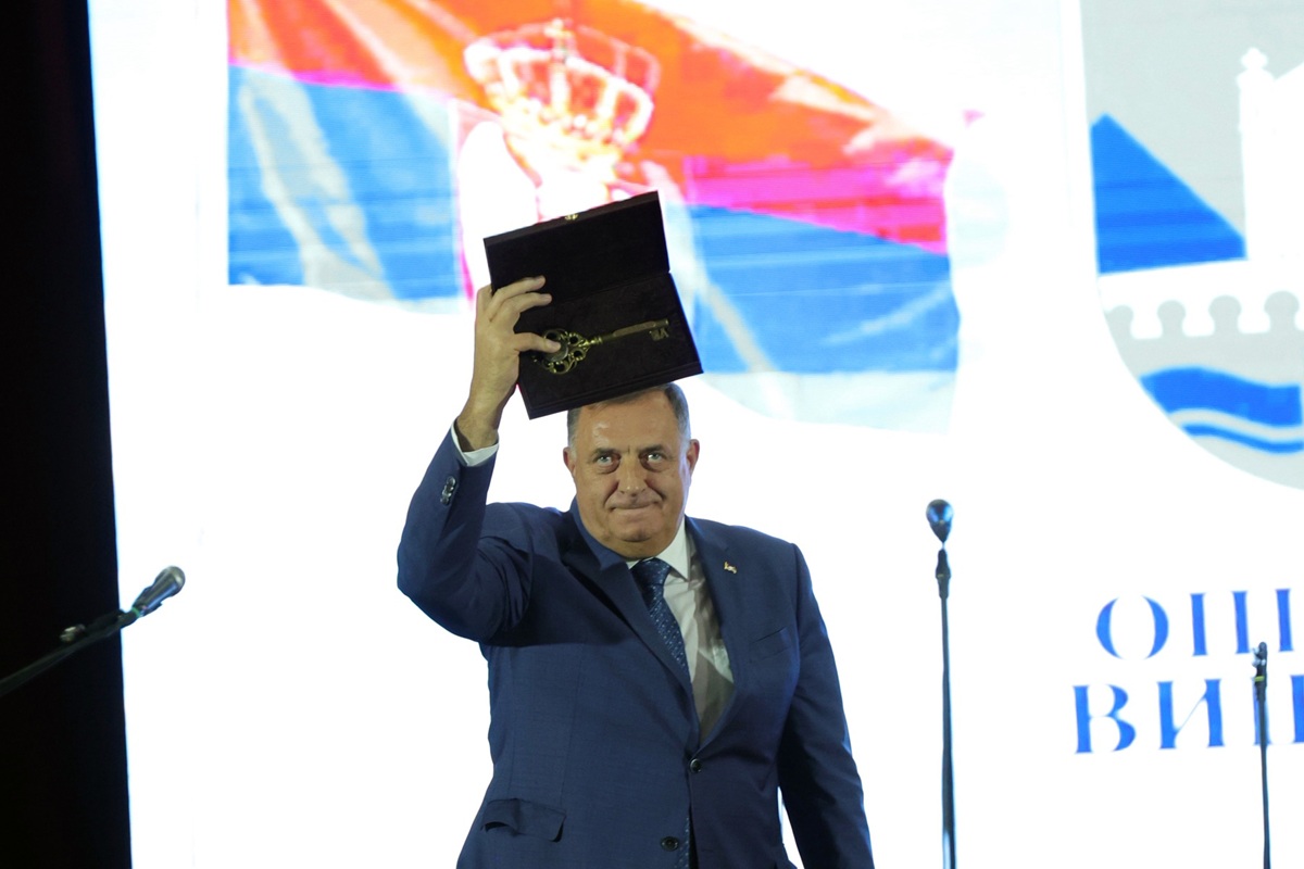 Dodiku uručen Ključ opštine Višegrad