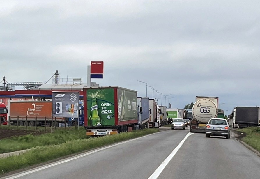 Bijeljina: Ponovo kolaps na Carinskom terminalu (FOTO)