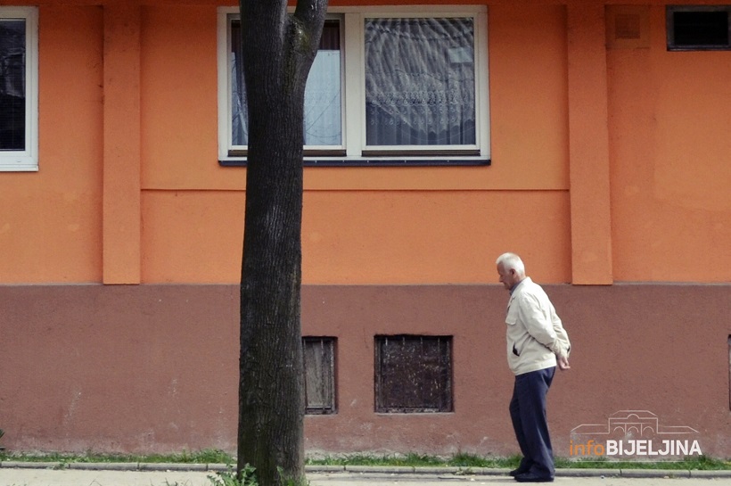 PROSJEK 405 KM Danas počinje isplata aprilske penzije u Srpskoj