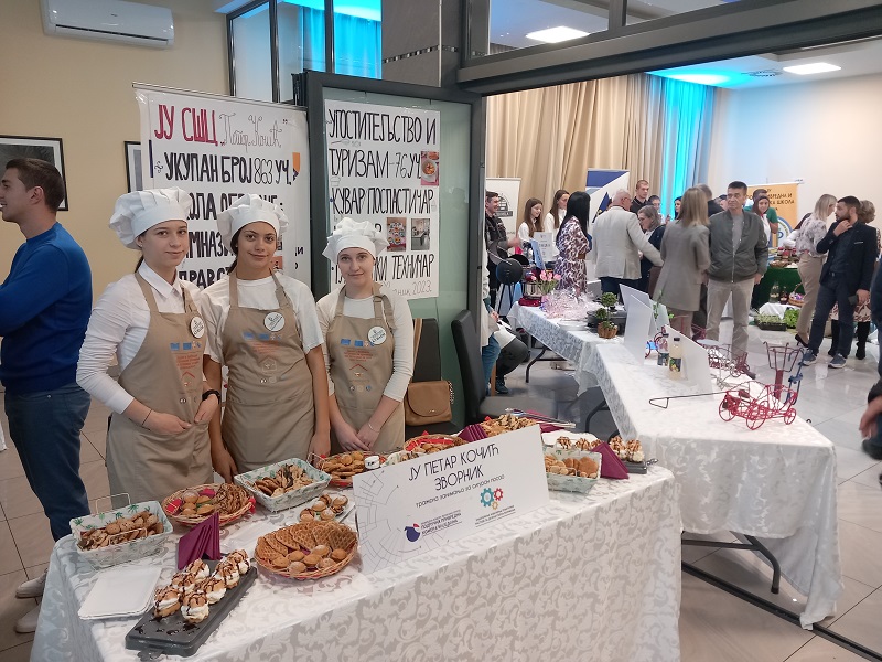 Privredna komora Bijeljina podržala deficitarna zanimanja – pravilnim izborom do sigurnog posla (FOTO)