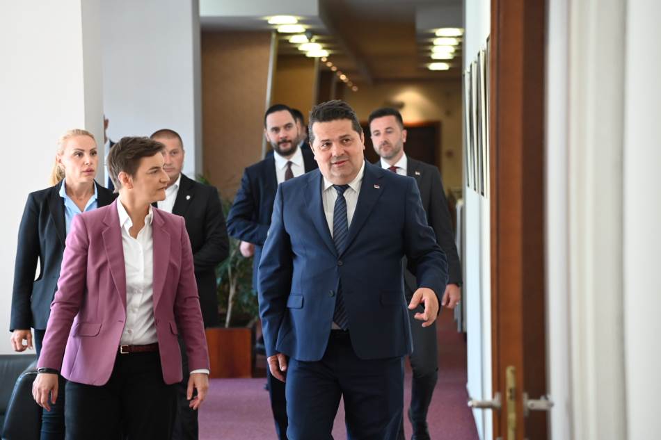 BRNABIĆ: Srbija u RS uložila više od 100 miliona evra, banke kupovale obveznice i trezorske zapise