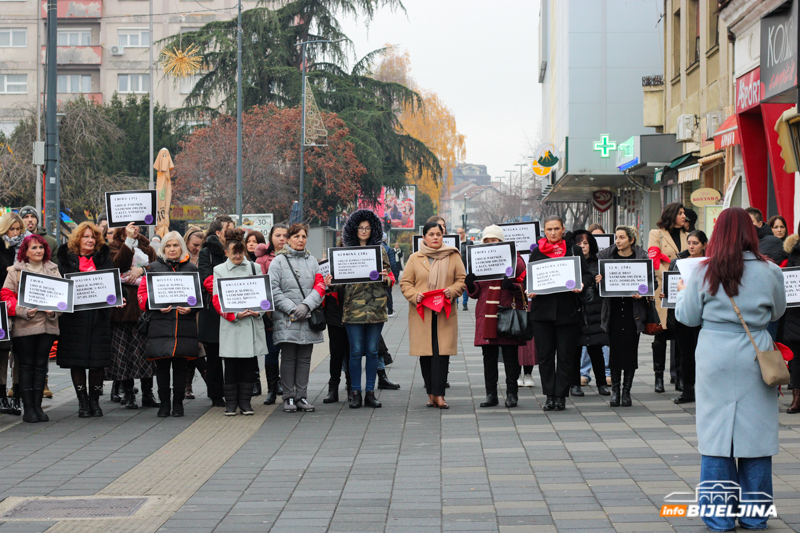 Mirni protesti protiv femicida u Bijeljini: SOS broj zazvonio 700 puta (FOTO)