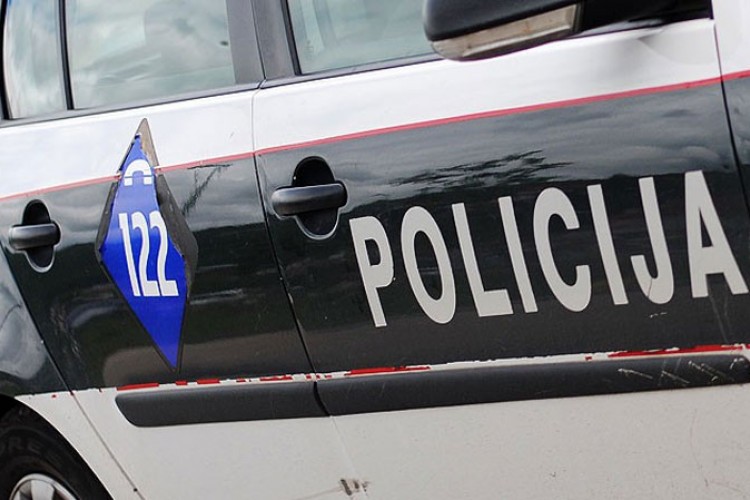 Kamion sletio s puta, poginuo vozač