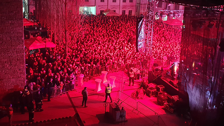 Hiljade građana Višegrada uživali uz Mariju Šerifović, pa raspisan tender