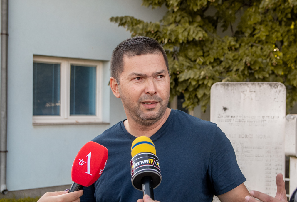 Akcija uređenja MZ Bogdanović - “Zbog nemara Gradske uprave, moramo sami” (FOTO)