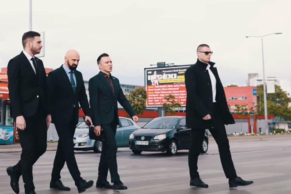 Isak o pjesmi: Zamislite šta ćemo uraditi za predizbornu, ima država da gori