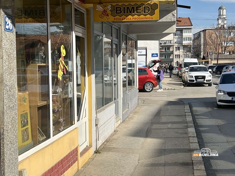 Bimed Bijeljina: Pola vijeka porodične tradicije utkano i u neodoljive medene poklone (FOTO)