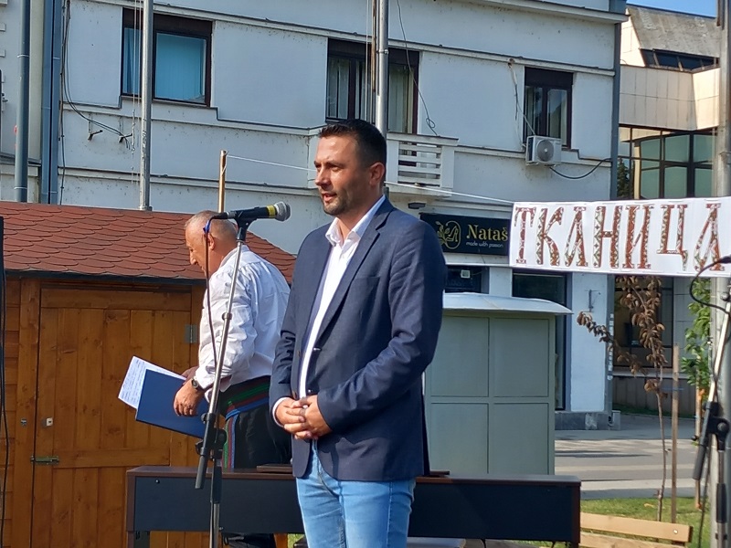 Počela prva manifestacija „Tkanica od zlata, igre i zanata“, cilj očuvanje tradicije i kulture (FOTO)