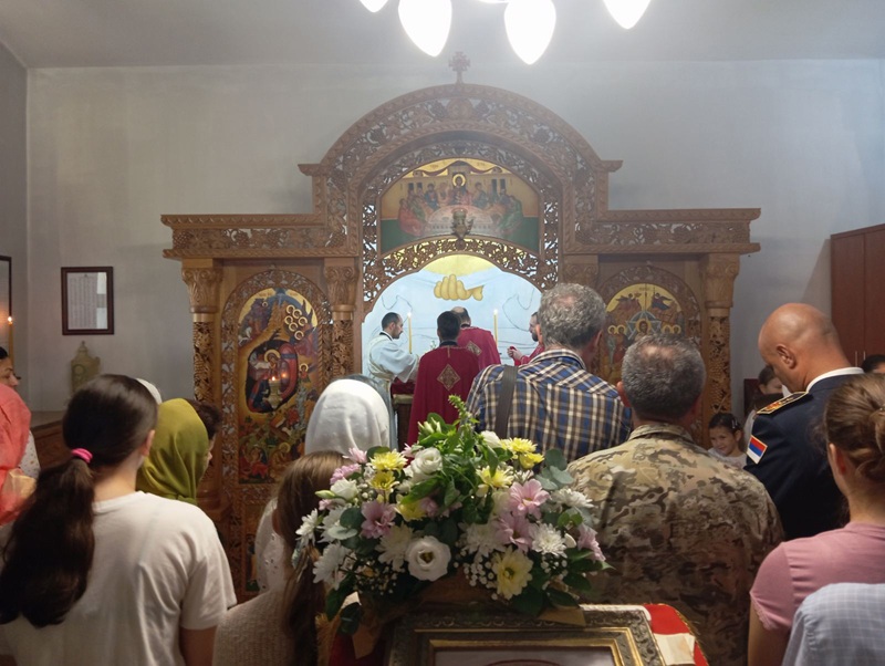 Vidovdan obilježen u bijeljinskoj kasarni: Služena liturgija u čast krsne slave Vojske Republike Srpske