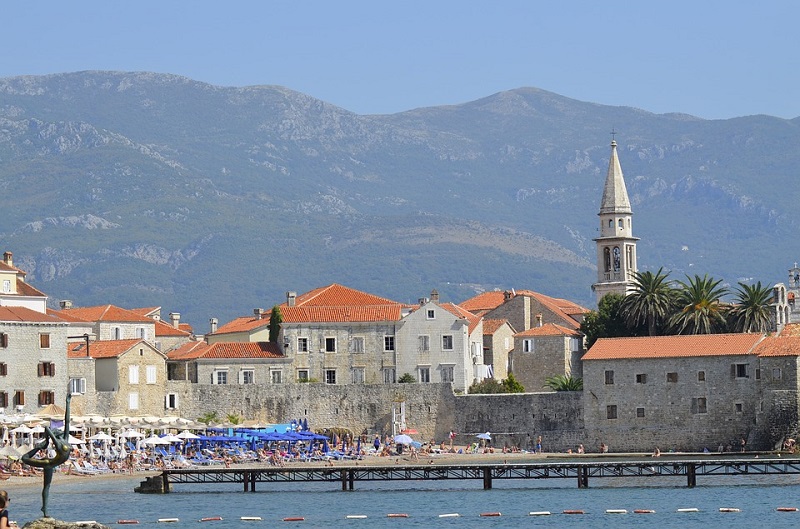 Priča sa ljetovanja iz Crne Gore koja vraća vjeru u dobre ljude