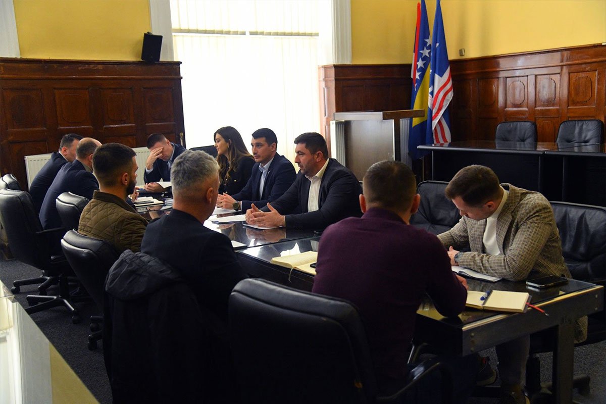 Ljubiša Petrović poziva: 