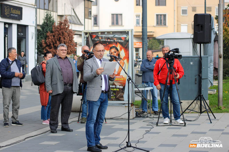 U Bijeljini održan protestni skup 