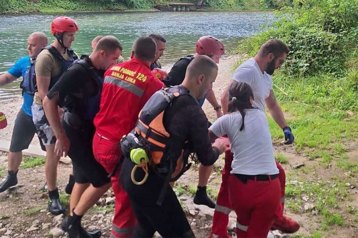 Kvadom sletjela u Vrbas u Banjaluci: Pomogli joj pripadnici Oružanih snaga BiH