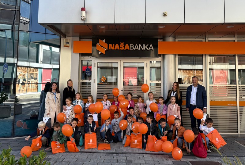 Naša Banka a.d. Banja Luka u društvu mališana obilježila Svjetski dan štednje