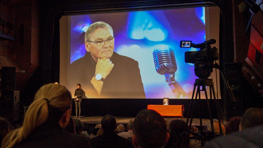 Održana komemoracija Zoranu Kaleziću: Takvih boema, emotivaca i kavaljera više nema