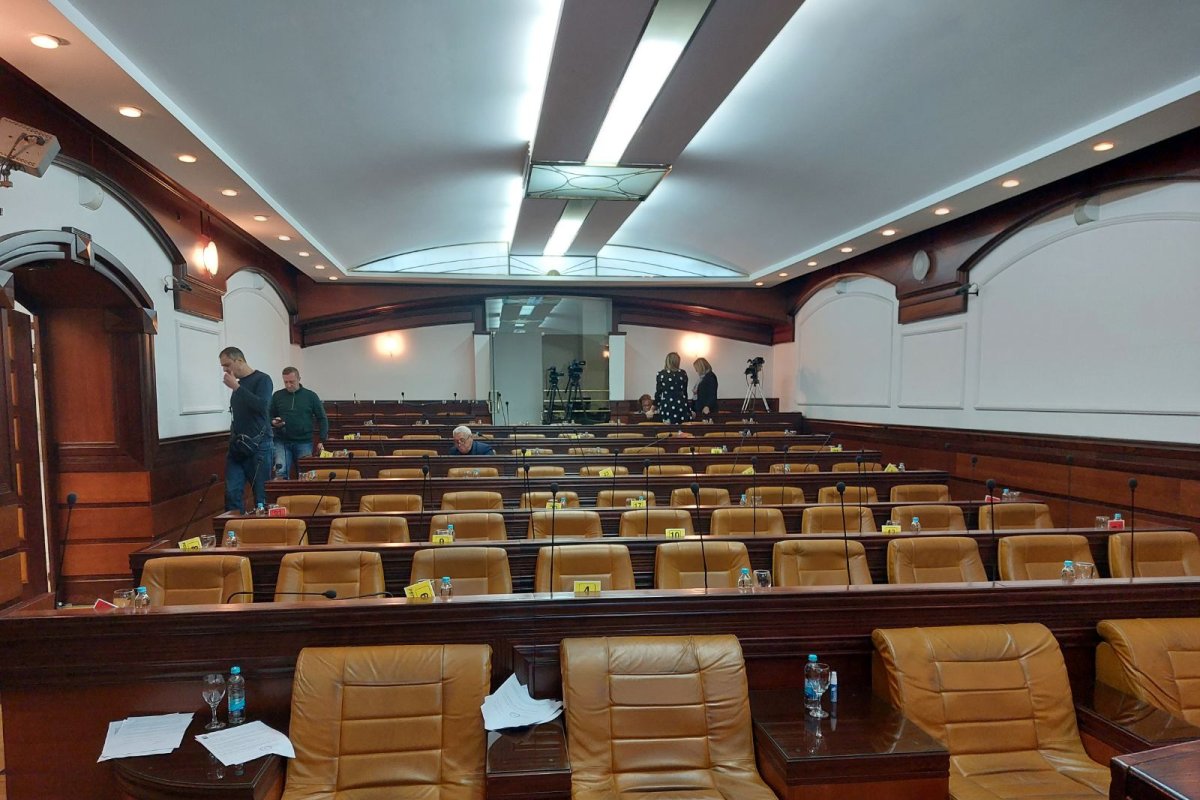 Političke igre zakočile Banjaluku i Gacko