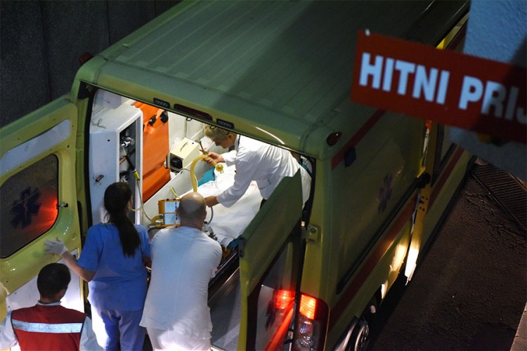 Dječak popio litar votke, još petoro u bolnici