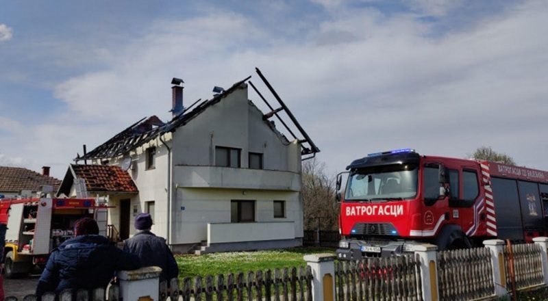 Gorjele dvije kuće u Bijeljini