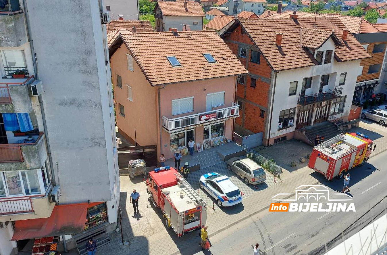 Požar u Bijeljini, vatrogasci na terenu