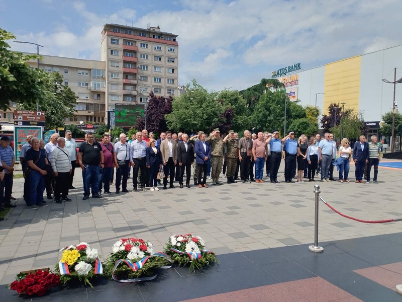Bijeljina odala počast poginulim borcima povodom 34 godine Druge semberske brigade /FOTO/