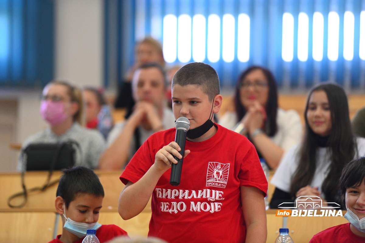 Bijeljina: Održan kviz „Ćirilice, čedo moje“ (FOTO)