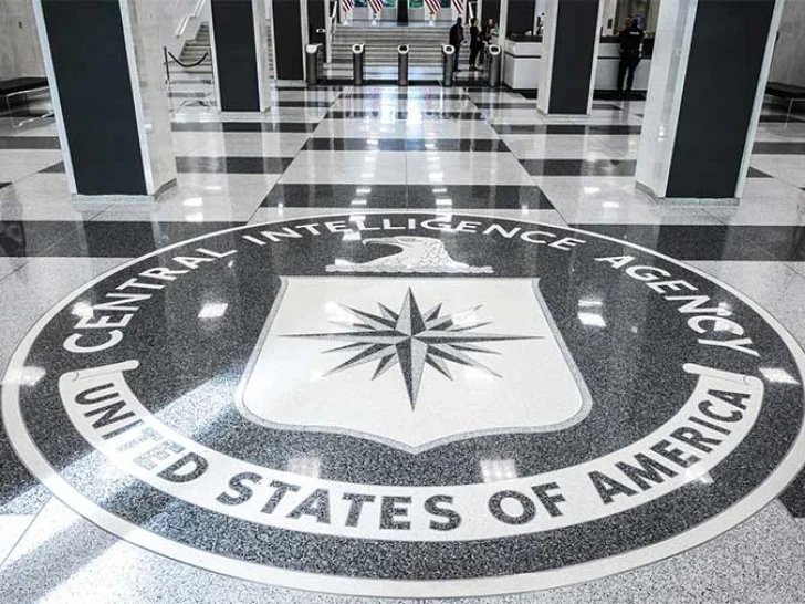 Direktor CIA nudi novac Kubi i traži hapšenje Raula Kastra