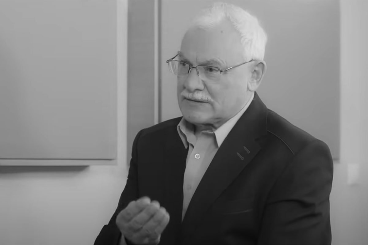 Političar umro dok je držao govor